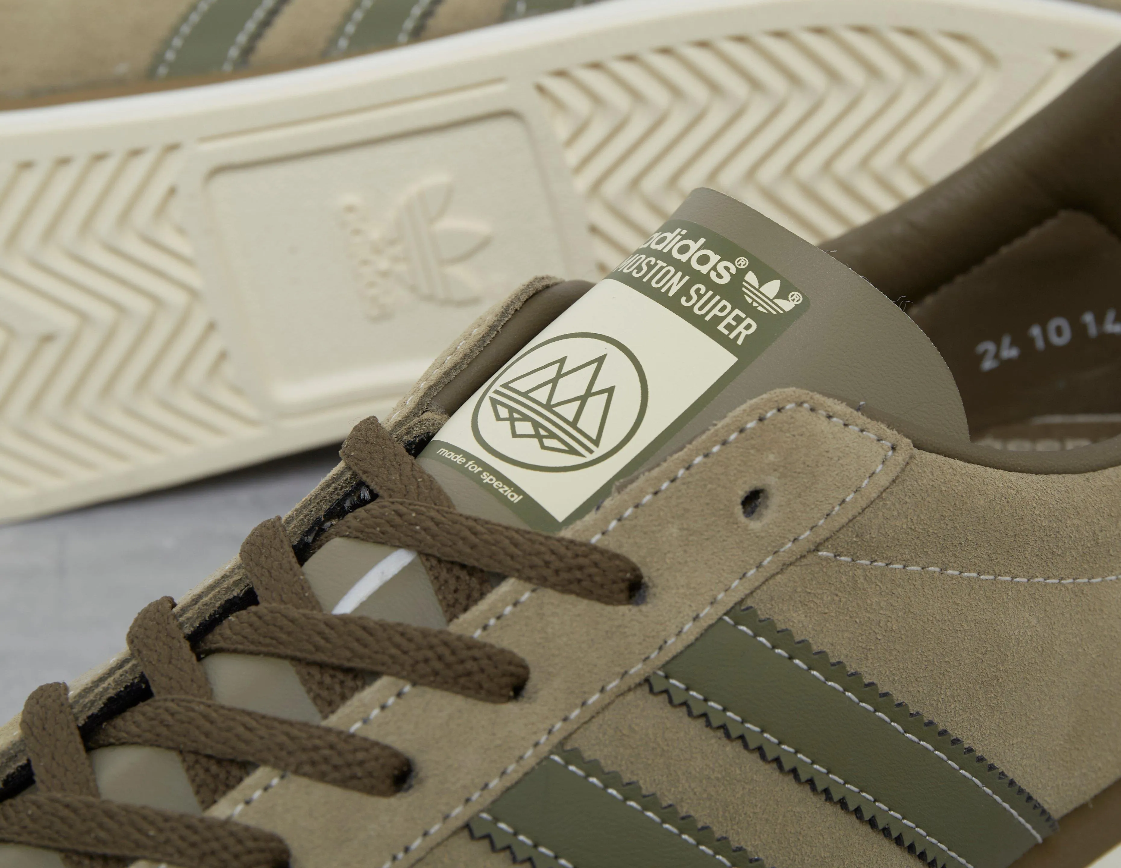 adidas SPEZIAL Moston Super