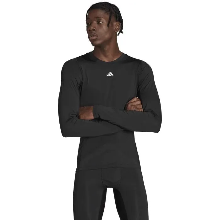 adidas TECHFIT LONG SLEEVE TEE