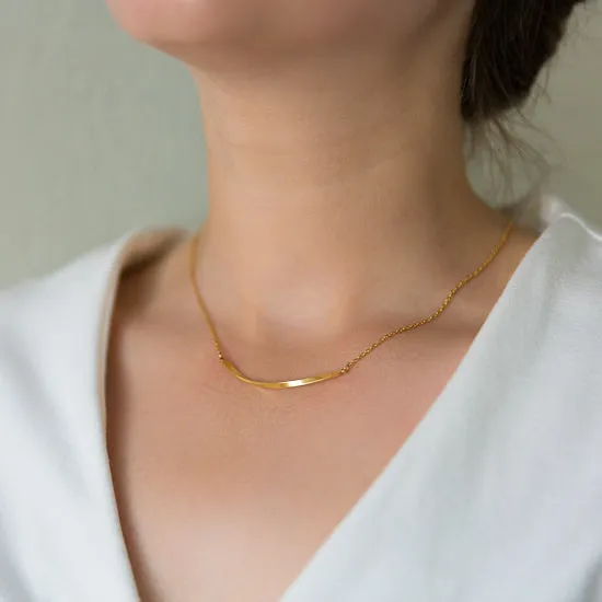 Arvo Mobius Bar Necklace - Gold by Arvo