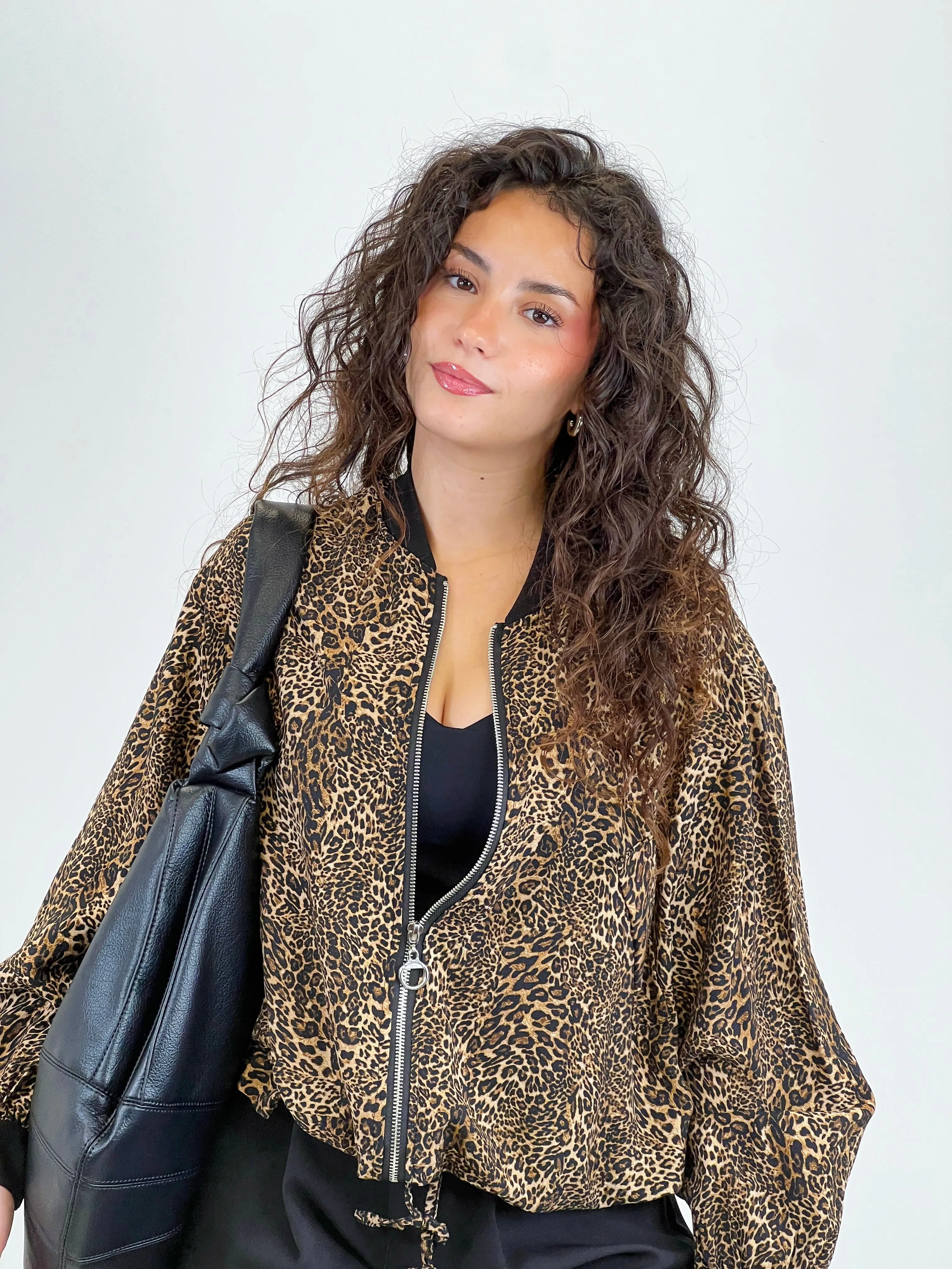 Cazadora bomber animal print