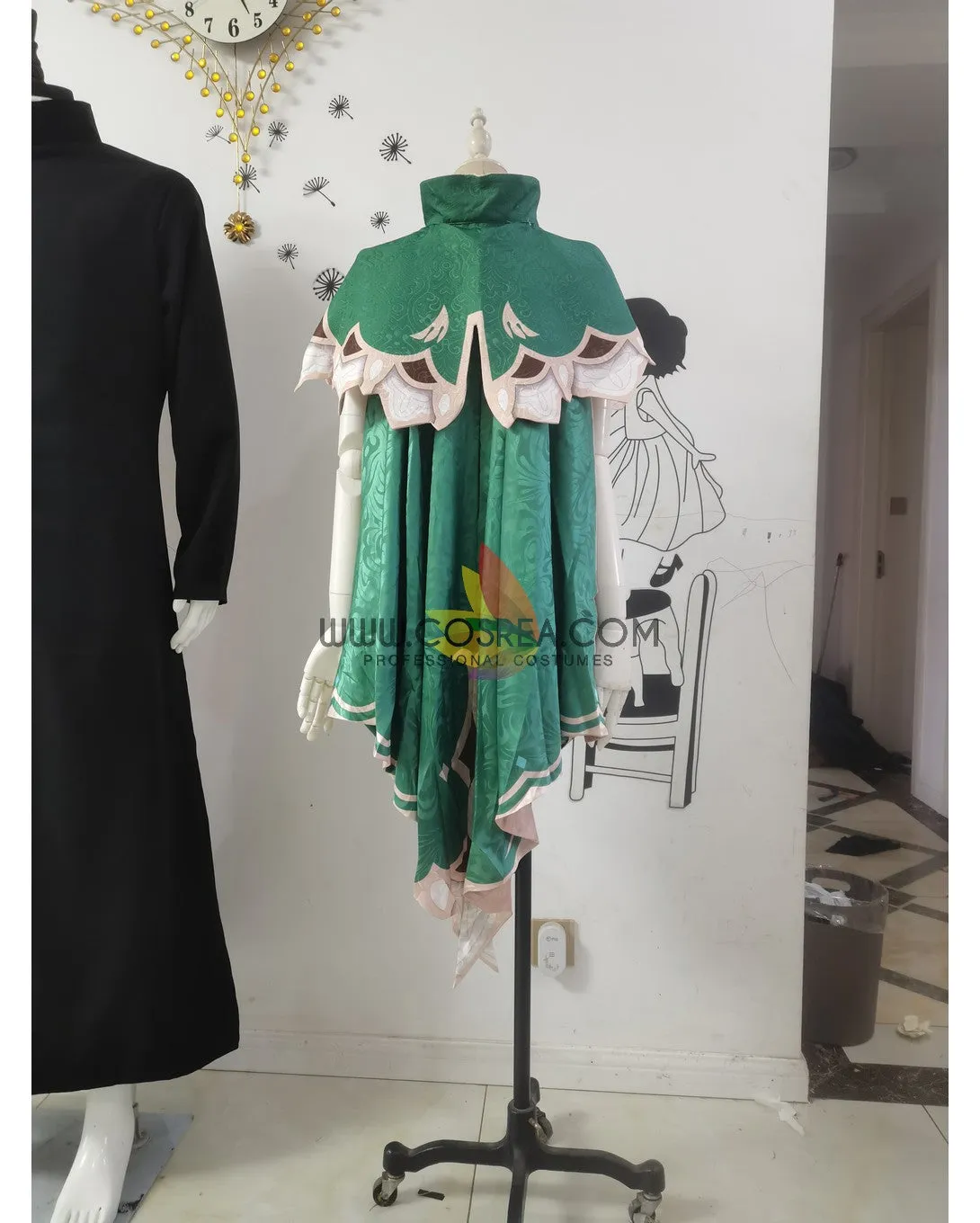 Genshin Impact Venti Brocade Cape & Shorts Cosplay Costume