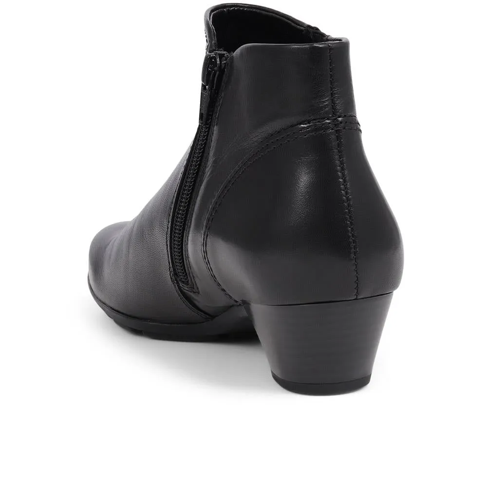 Heritage Leather Ankle Boots - GAB36535 / 322 832