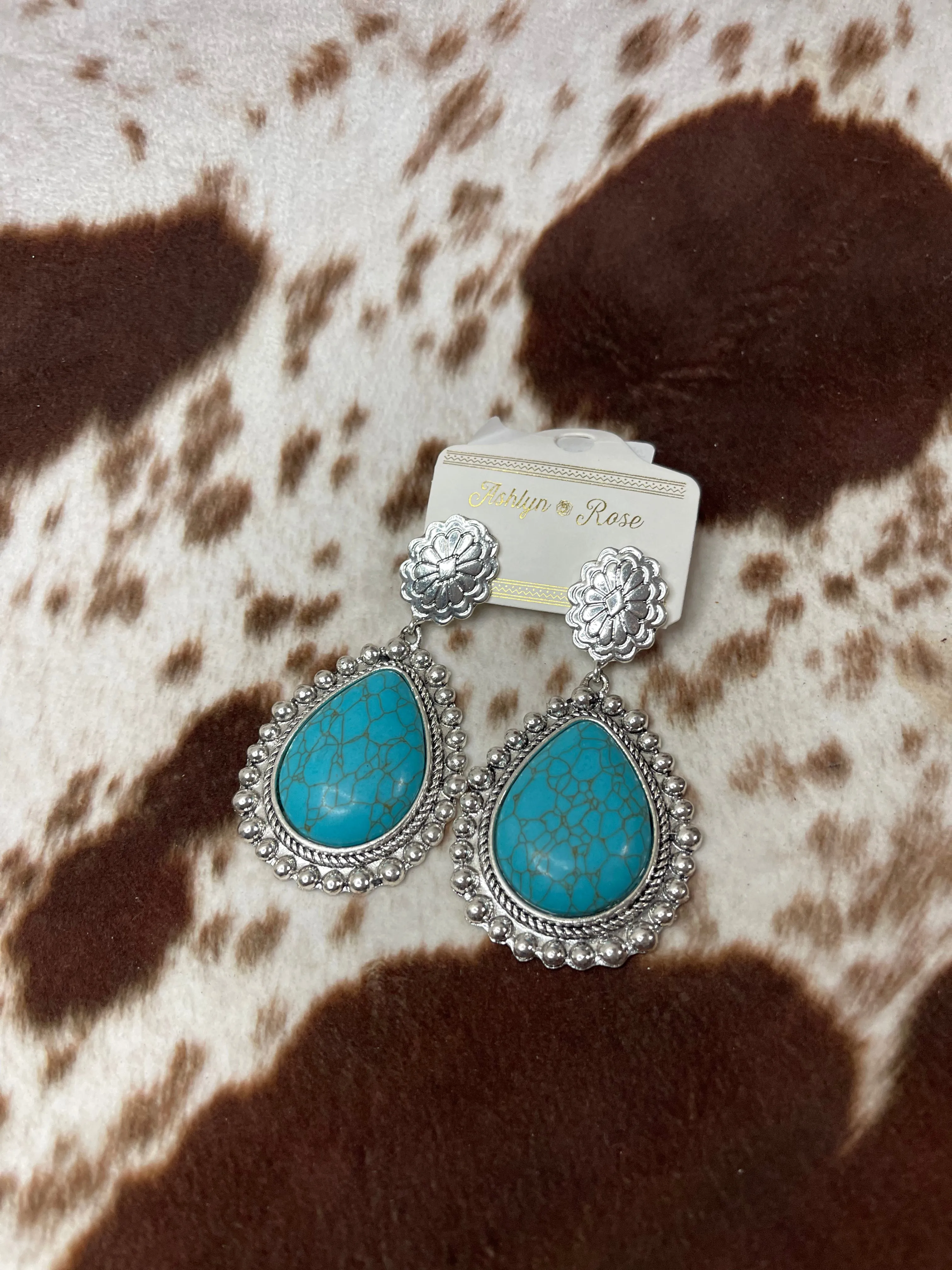 SADDLE UP COWGIRL TURQUOISE TEARDROP PENDANT CONCHO STUD EARRINGS