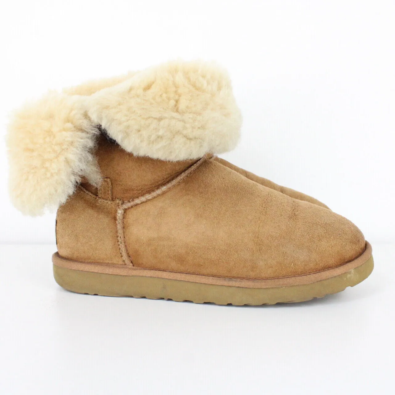 Womens UGG Boots Bailey Button Tan | UK 5